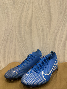 Nike jalgpallisaapad (1 foto / 3)