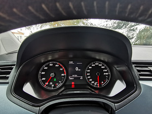 Продам Seat Arona ГАЗ/Бензин (13 фото из 15)