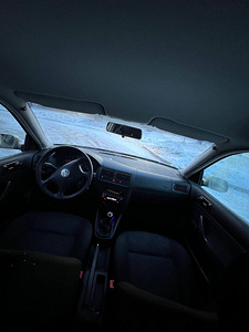 Golf 4 2003 1.4 (5 фото из 8)