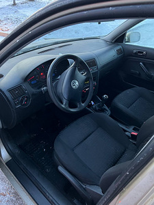 Golf 4 2003 1.4 (6 фото из 8)