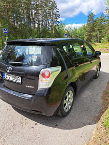 Toyota Verso 2010 (4 foto / 7)