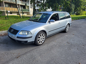 Volkswagen passat 1.9 tdi,4motion 96kw (2 foto / 9)