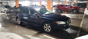 Volvo V70 2.4 136kW (3 foto / 9)