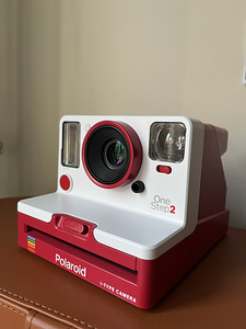 Polaroid Originals Onestep 2 kiirfilmikaamera. Polaroid (2 foto / 5)