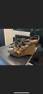Guess kingad 41 (2 foto / 2)