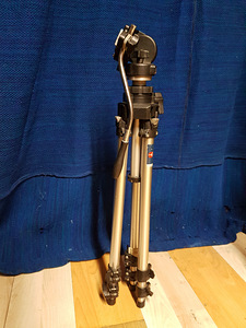 MANFROTTO 055C (2 фото из 6)