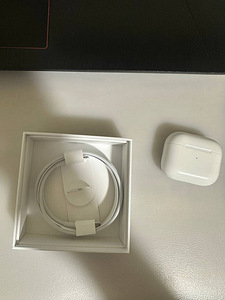 Airpods 3-го поколения (2 фото из 3)