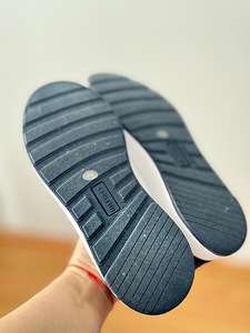 Кроссовки Tommy Hilfiger (3 фото из 3)