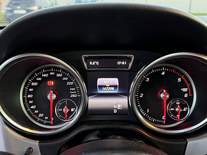 Mercedes-Benz GLE 250 150kW 2.1AMG Special Edition (10 foto / 15)