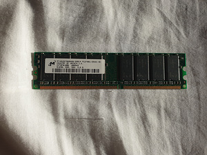 DDR1 512 + 256 (2 фото из 4)