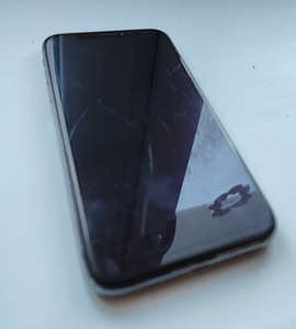 iPhone X 64gb töökorras (1 foto / 2)
