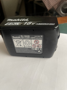 НОВИНКА! Аккумулятор Makita BL1860B LiIon 18V 6.0Ah 6Ah (3 фото из 3)