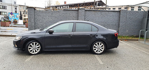 Volkswagen Jetta (5 foto / 15)