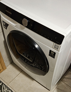 Kuivatiga pesumasin Samsung WD80T554DBE/S7 (8 foto / 8)