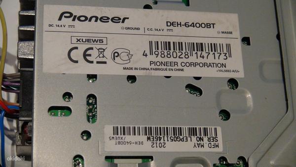 Pioneer DEH-6400BT (фото #4)