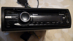Sony MEX-BT3900U (1 foto / 5)