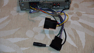 Sony MEX-BT3900U (5 foto / 5)