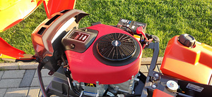 RAIDER HUSQVARNA R214TC (6 foto / 9)