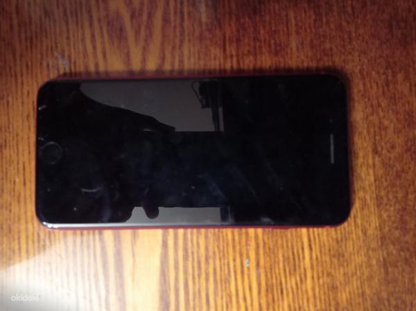 iPhone 8 Plusil on kriime (foto #2)