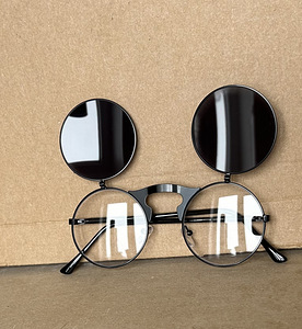 Черные метал. солнцезащитные очки с открывающимися стеклами