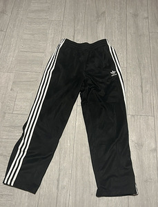 Adidas sports pants (1 foto / 3)