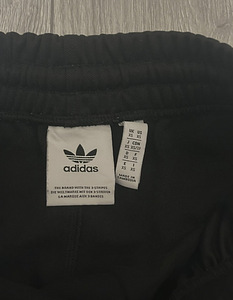 Adidas sports pants (2 foto / 3)