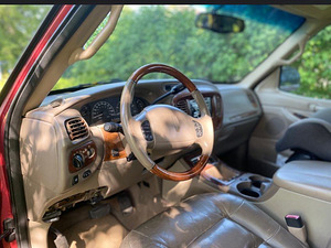 Lincoln Navigator (1 foto / 8)