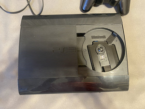 PS3 / Playstation 3 Super slim прошитая (2 фото из 6)