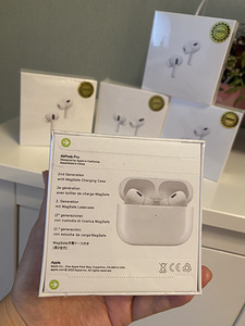AirPods Про (4 фото из 4)
