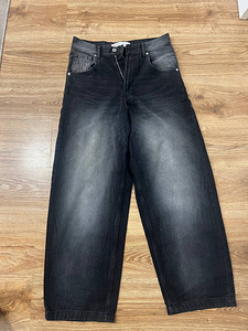 Baggy jeans BERSHKA (1 foto / 2)