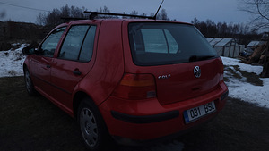 VW GOLF 4 (1 фото из 4)