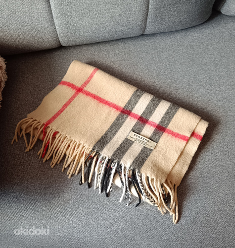 Burberry scarf