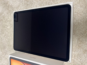 Продается iPad Air M3 11” (128 ГБ, Wi-Fi), starlight (5 фото из 8)