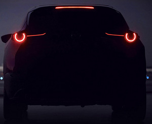 Mazda CX3 Skyactiv-G Premium Plus 2017 (2 foto / 7)