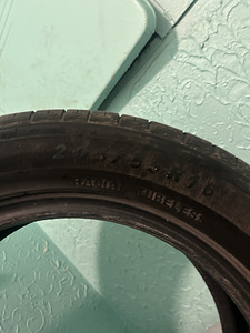 Продам 4 шины 2«ATREZZO»2«Hankook» б/у (3 фото из 4)