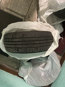 Продам 4 шины 2«ATREZZO»2«Hankook» б/у (4 фото из 4)