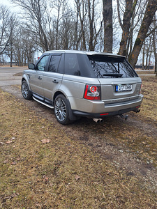 Land rover range rover sport (10 foto / 14)