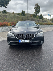 BMW 730D F01 (5 фото из 11)