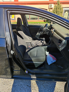 Toyota Corolla LPG (3 foto / 5)