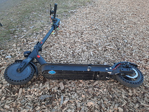 Elektritõukeratas Crosser (4 foto / 10)