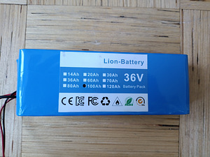 Liitiumioonaku / aku 36V 100Ah 10S3P XT30 - JST (1 foto / 7)