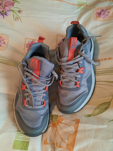 The North Face naiste tossud 39.5 (1 foto / 7)