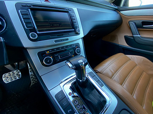 Volkswagen passat cc r-line 2.0tdi 125kw (9 foto / 11)