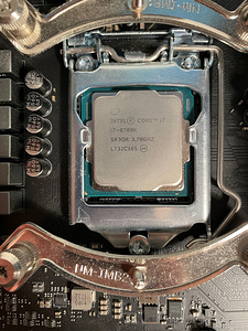 Intel Core i7-8700K LGA1151 CPU (1 foto / 2)