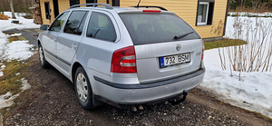Škoda Oktavia 1.9tdi 2008a. (3 foto / 10)