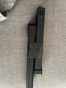 Airsoft relv automaat (7 foto / 9)