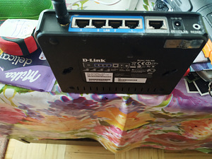 Elisa дигибокс, рутеры D-Link,TP-Link (5 фото из 7)