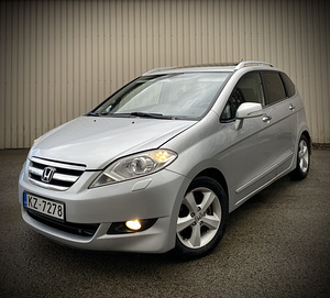 Honda (2 foto / 13)