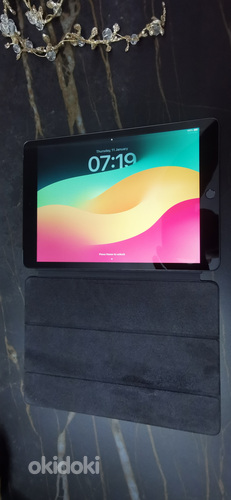 Планшет Apple iPad, 10.2", 64 ГБ, WiFi + LTE (фото #2)