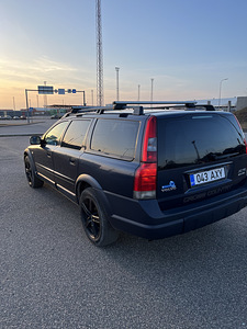 Volvo xc70 (3 фото из 10)